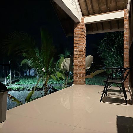 Mu Homestay Тетебату Екстер'єр фото
